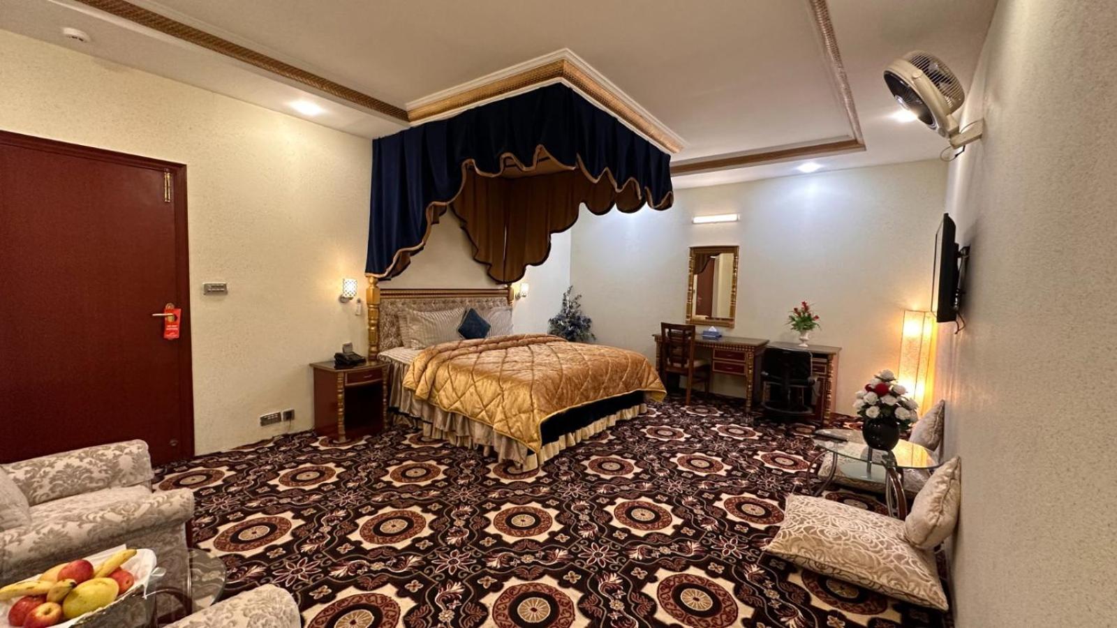 Indus Hotel Hyderabad Buitenkant foto