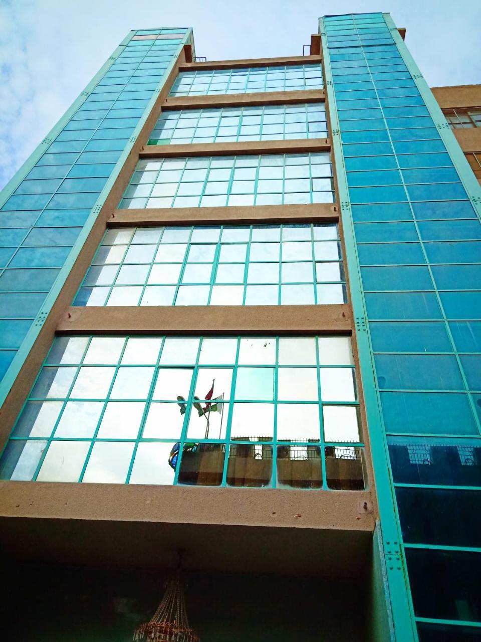 Indus Hotel Hyderabad Buitenkant foto